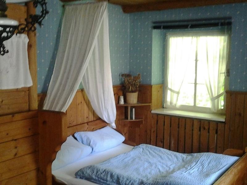 Отель Gastehaus Zum Alten Schulhaus Мильтенберг Номер фото